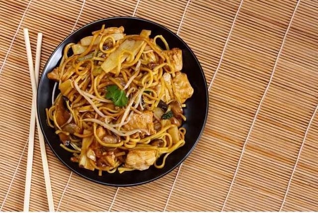 Vegetable Lo Mein.