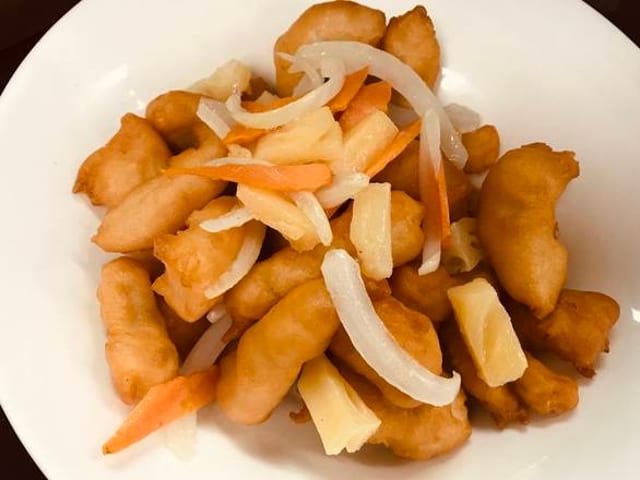 Kid's Sweet & Sour Chicken.